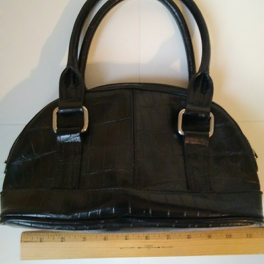 Liz Claiborne handbag.
